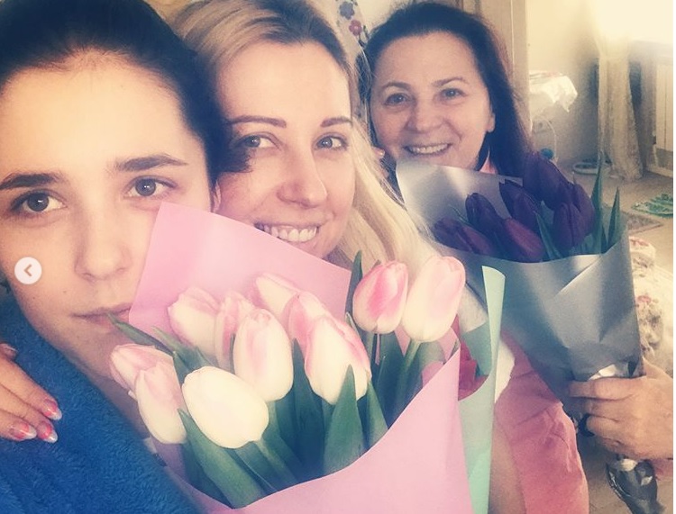 Три покоління: Тоня Матвієнко показала зворушливе сімейне фото