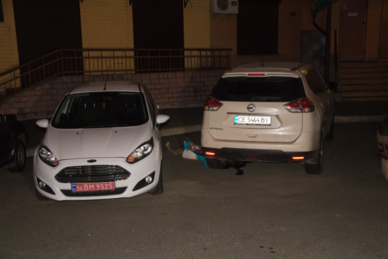 Череда смертей в Киеве: за два дня по похожим обстоятельствам погибло сразу три женщины (фото, видео 18+)