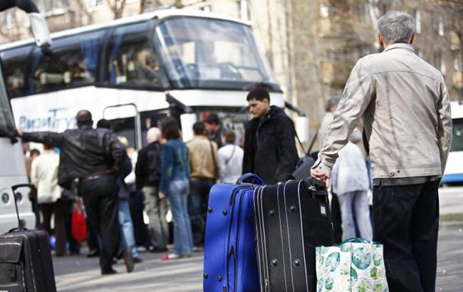 Сколько украинским заробитчанам платят в Европе: впечатляющие цифры