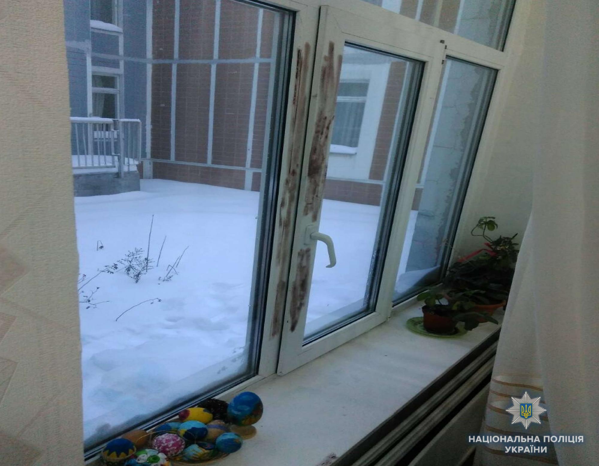 В Киеве три парня обворовали детский сад