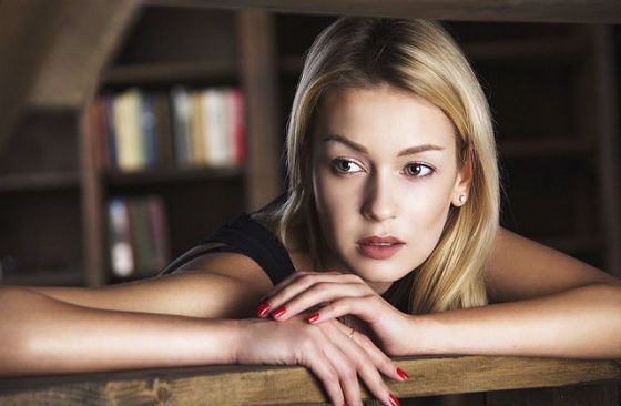 Украинский певец представил новый клип с российской актрисой