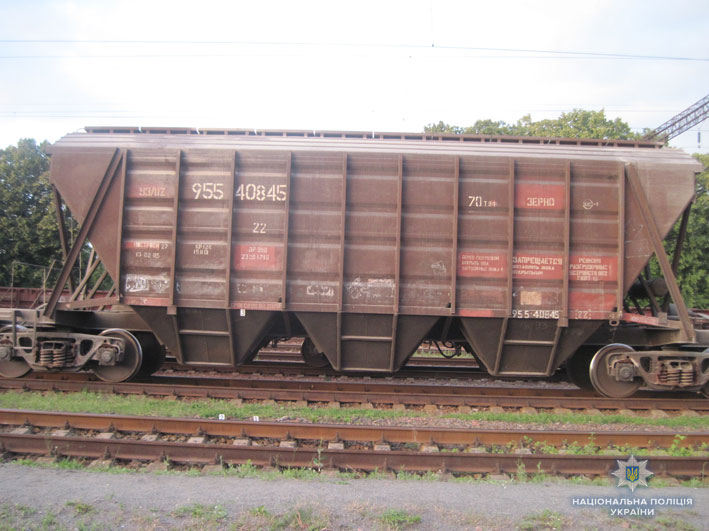 В Чернигове школьница попала в реанимацию после селфи на крыше вагона