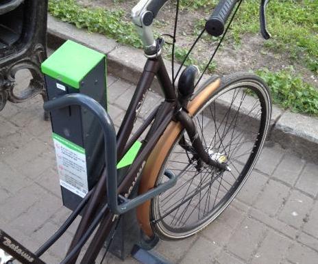 В центре Киева заработала "умная" велопарковка