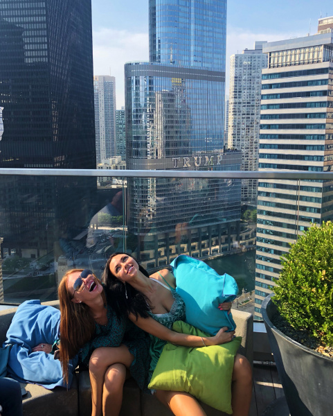 &quot;Облачные врата и заоблачные НеАнгелы&quot;: Вика и Слава повеселились в Чикаго (фото)