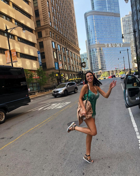 "Облачные врата и заоблачные НеАнгелы": Вика и Слава повеселились в Чикаго (фото)