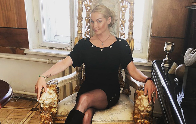 &quot;Все будет еще шикарнее&quot;: Волочкова призналась, что хочет свадьбу в Париже