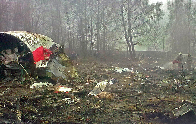 Порошенко висловив співчуття з нагоди річниці Смоленської катастрофи