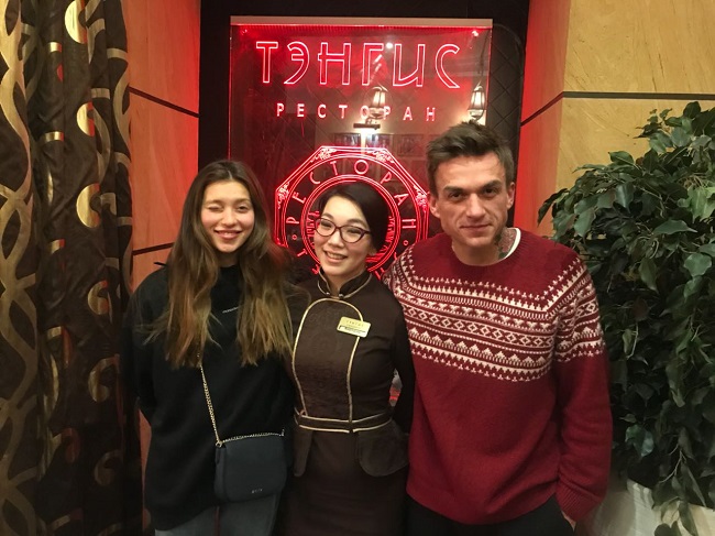 Регіна Тодоренко і Влад Топалов в Улан-Уде