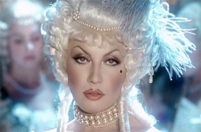 Стоп-кадр: як змінилися українські співачки після "уколів краси"