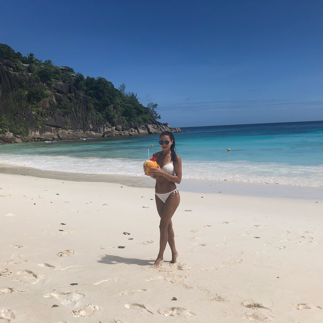 Дружина лідера збірної України показала "райські" фото із відпочинку