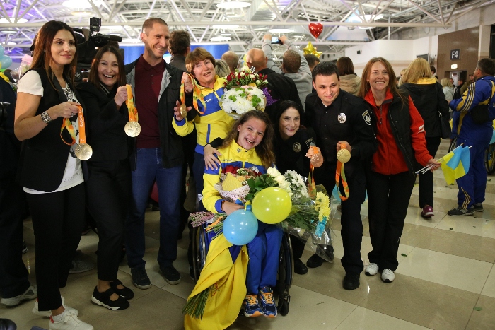 Зустріч паралімпійської збірної: фоторепортаж з "Борисполя"