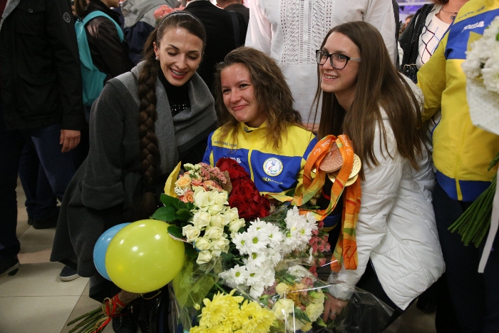 Зустріч паралімпійської збірної: фоторепортаж з "Борисполя"