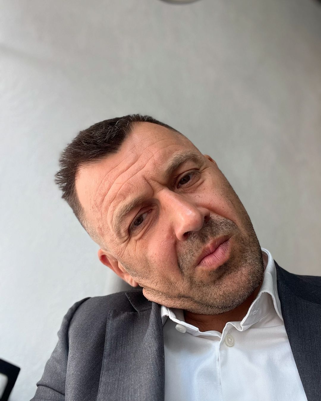 Муж-военный ведущей "плюсов" ошарашил заявлением о командире: "Из армии не увольняют неудачников"