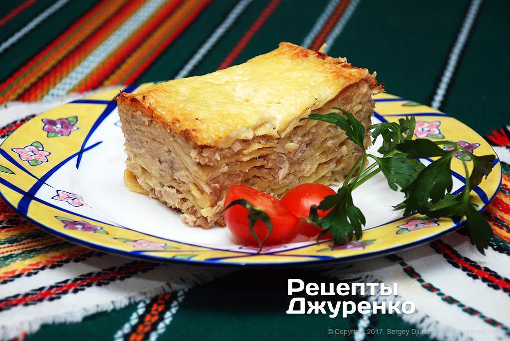 Кулінар розповів, як швидко і просто приготувати смачну лазанью з куркою