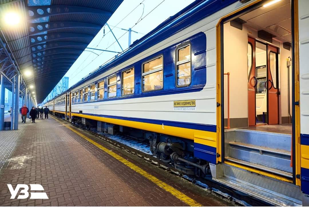 Перший Kyiv City Express від "Укрзалізниці": як виглядає поїзд і чим він зручний (фото, графік)