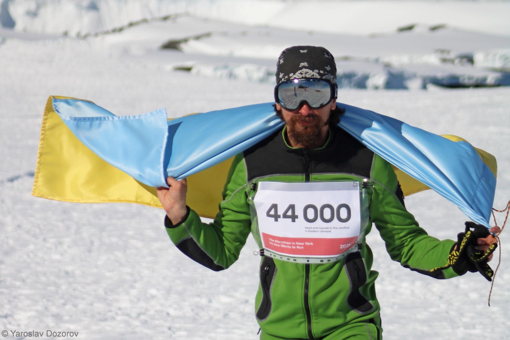 Чому ви не зможете? Українські полярники долучилися до марафону проти російської агресії