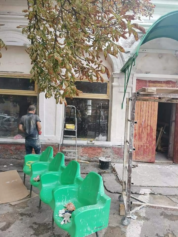 Высотка или ТРЦ? Стала известна судьба легендарной автостанции "Подол"
