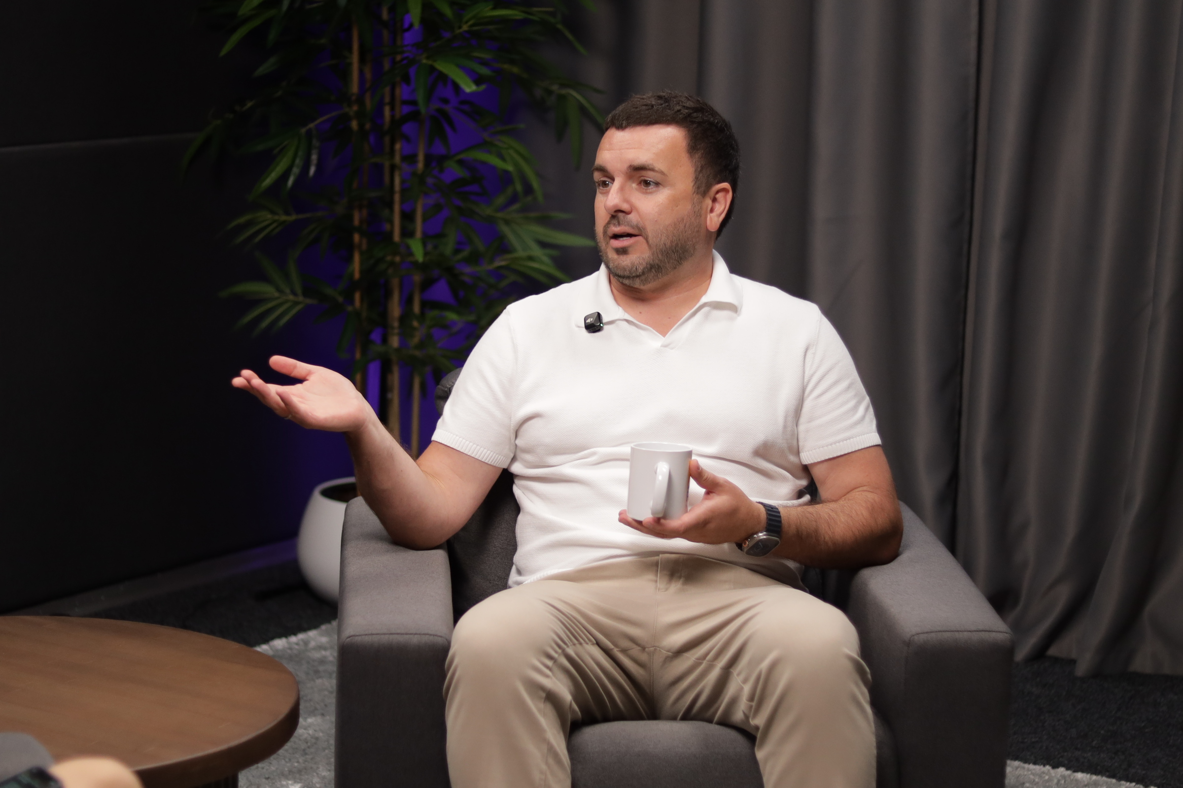 "Це справжні почуття". Григорій Решетник про феномен "Холостяка", виховання синів і репутацію в Україні