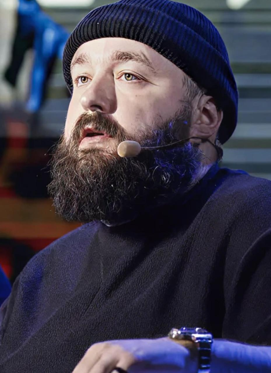 Операції та весілля за декілька місяців до смерті: що відомо про Олександра Венедчука з ВКВ