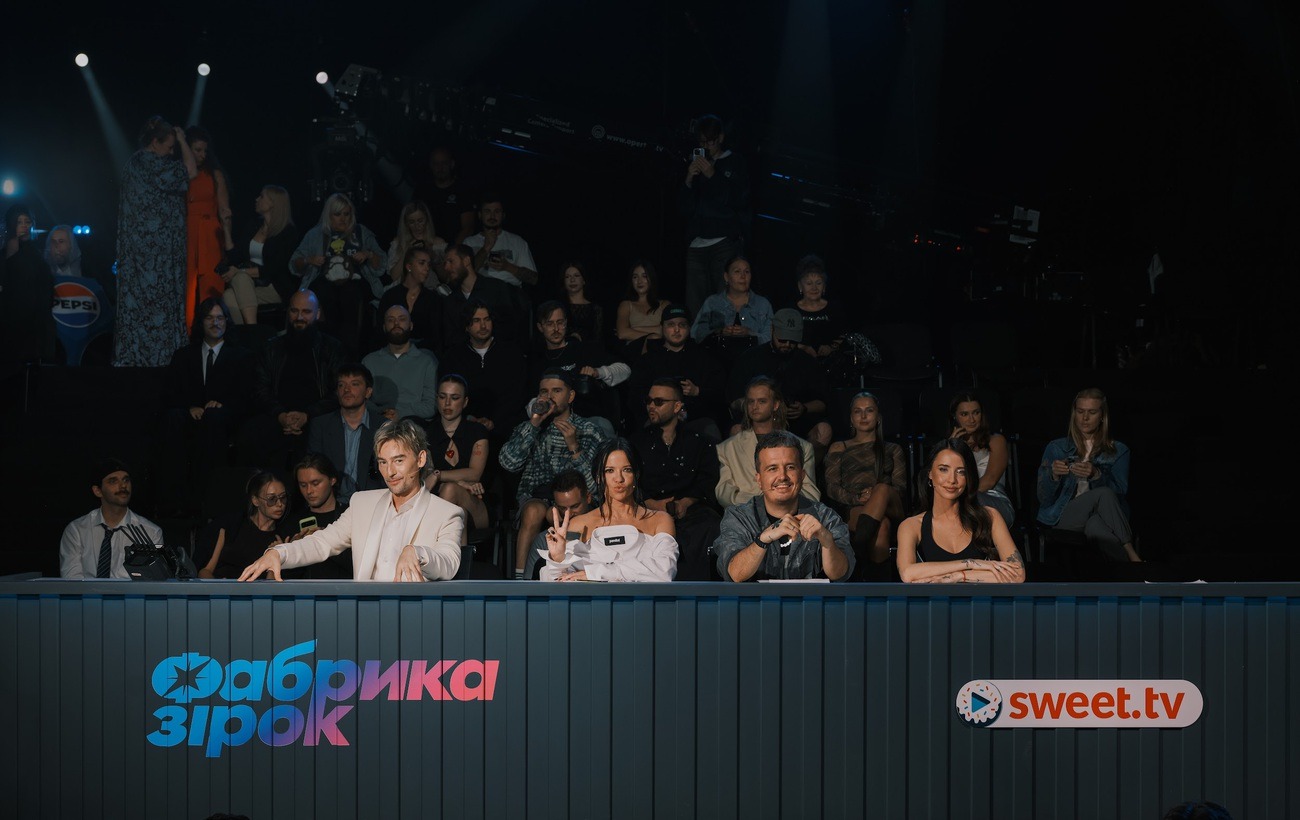 Оновлена "Фабрика зірок" 2026: DOROFEEVA стала суддею, а POVIN 13-ю фабриканткою - фото