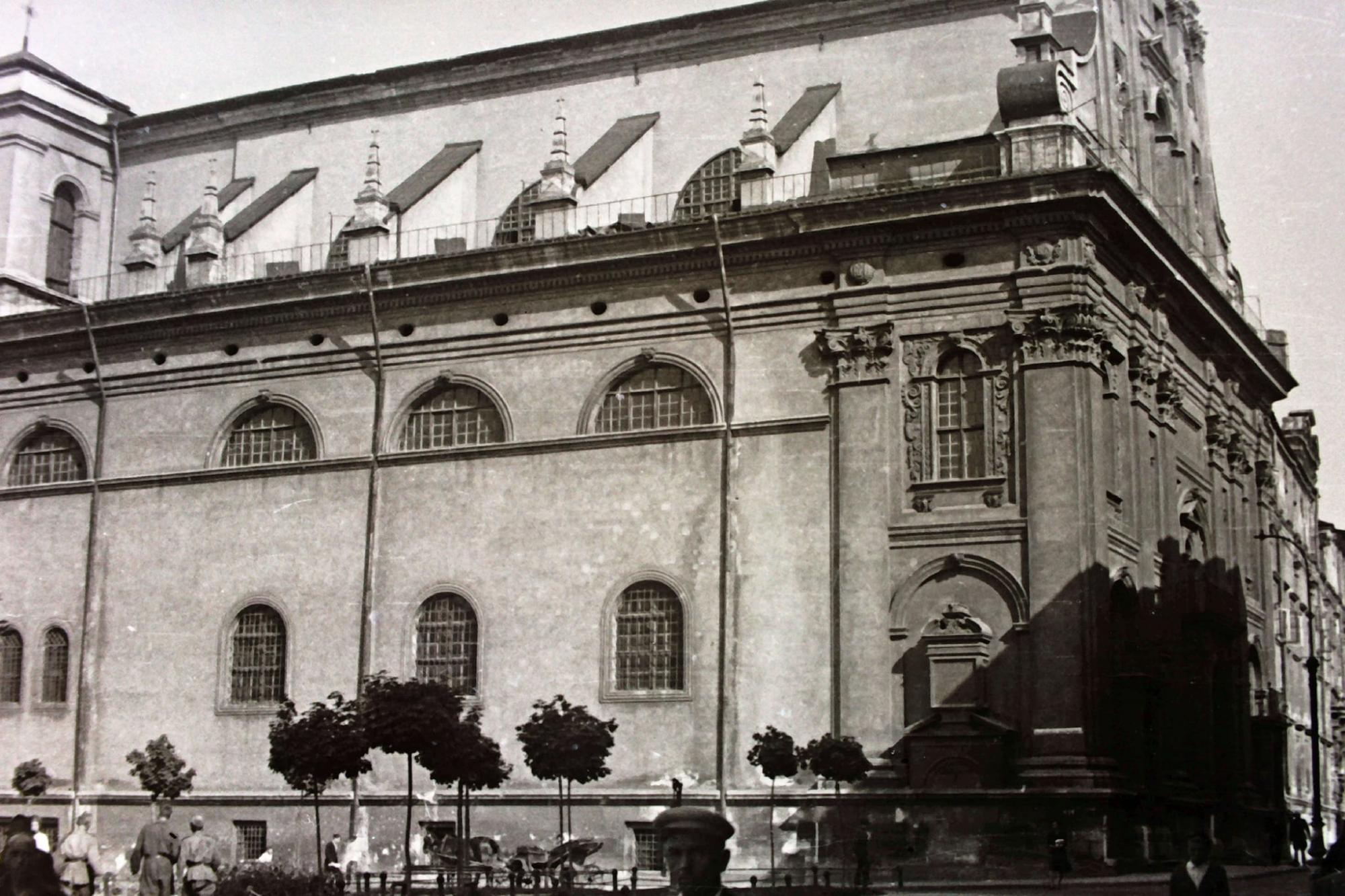 Як виглядав Львів у 1940-1950 роках: унікальні ретро-фото