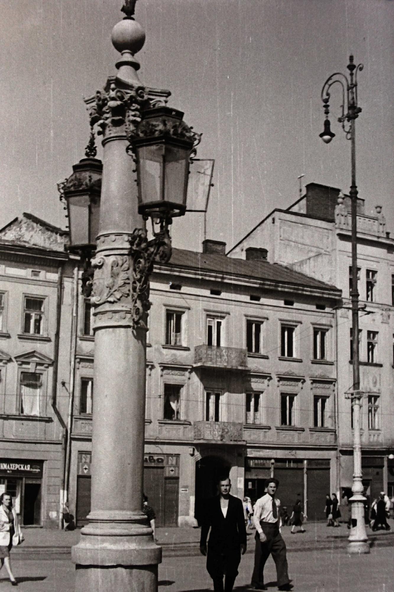 Як виглядав Львів у 1940-1950 роках: унікальні ретро-фото
