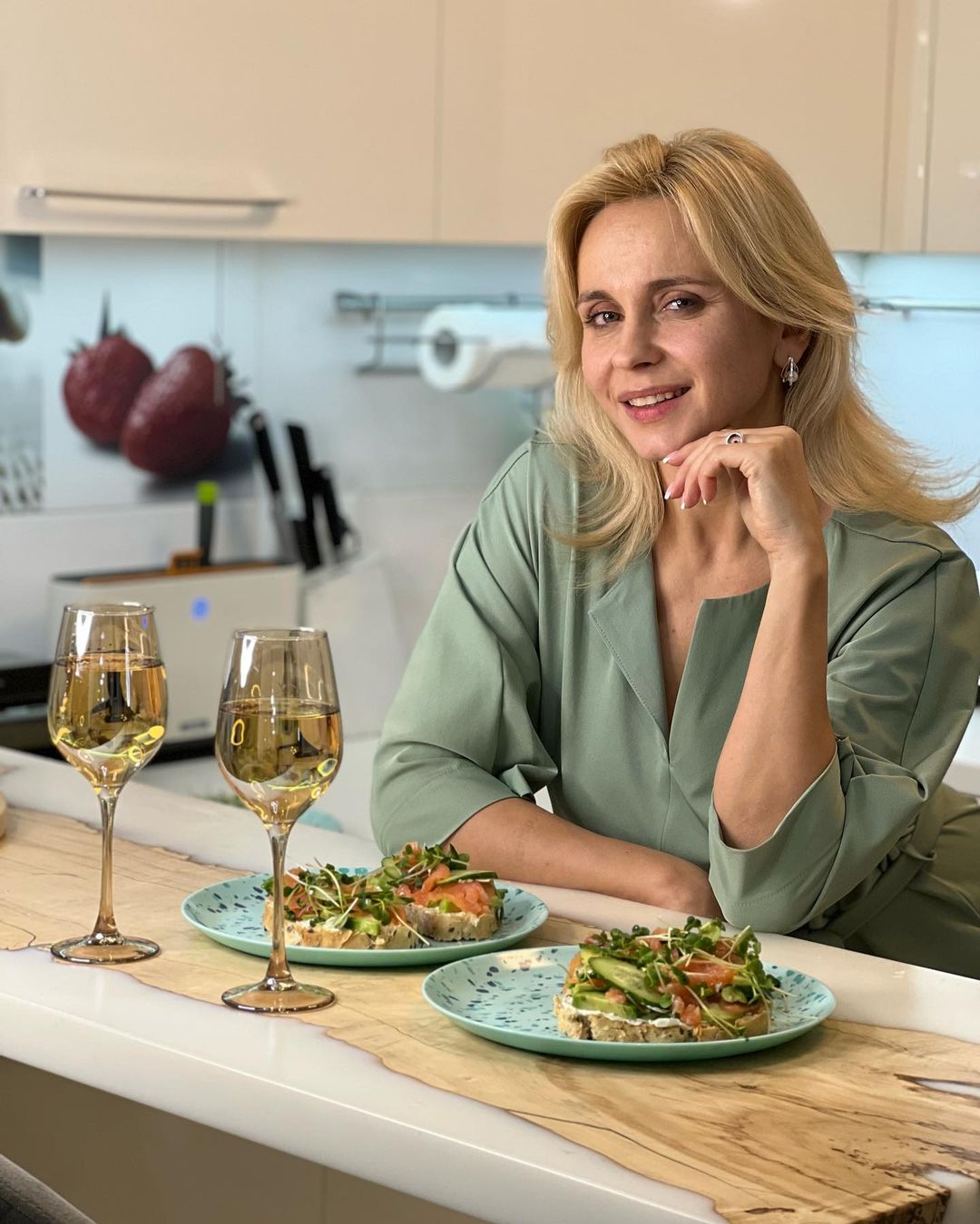 Українські зірки поділилися рецептами страв, якими спокушають своїх коханих: ідеально До Дня Валентина