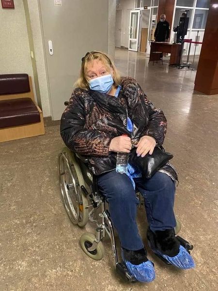 Зірка серіалу "Коли ми вдома" перенесла важку операцію на серці