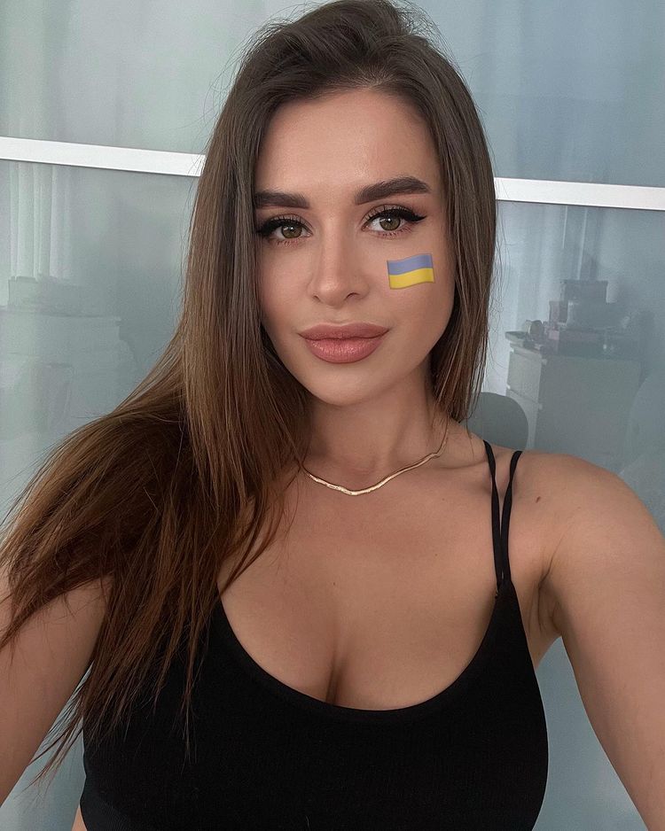 Экс-муж Ани Лорак забрал у нее дочь. Мурат показал фото с повзрослевшей Софией