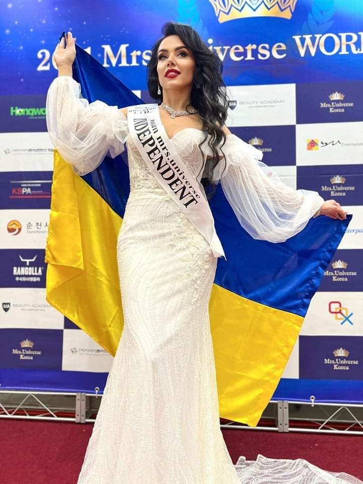 Львів'янка Наталія Антонів виборола титул "Місіс Незалежність Всесвіт" (фото красуні)