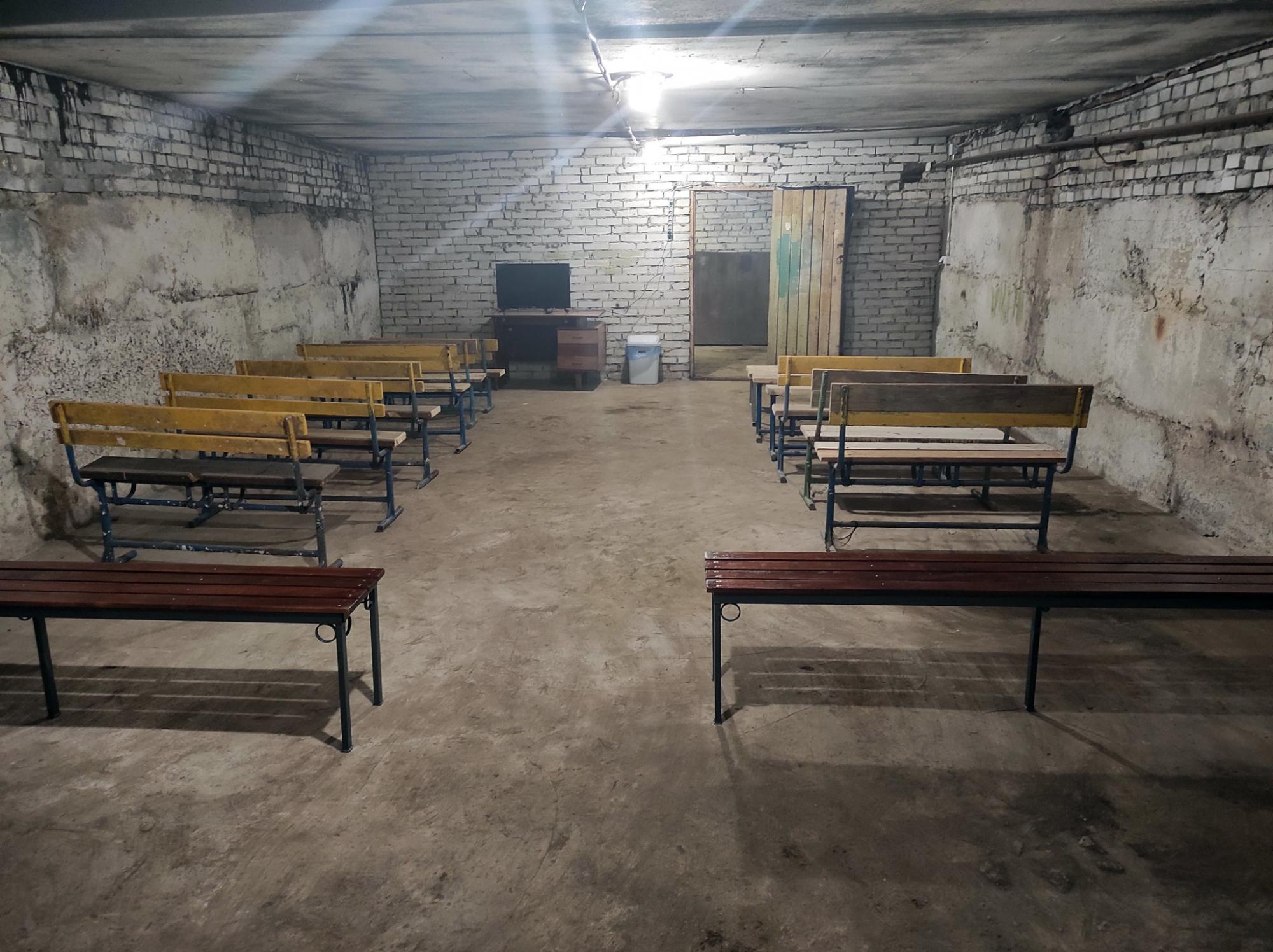 Приємне і комфортне середовище. Ось так виглядають перші укриття в українських школах (фото)
