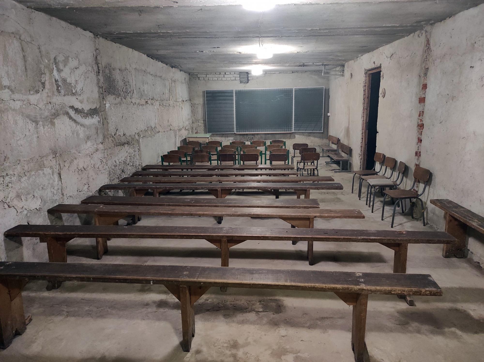 Приємне і комфортне середовище. Ось так виглядають перші укриття в українських школах (фото)