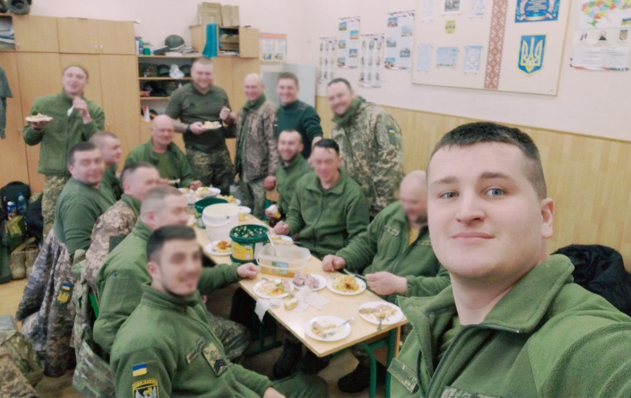 ЛГБТ-военный Аарон Джонс: Мы пошли в ВСУ защищать страну, а не смотреть, кто с кем спит