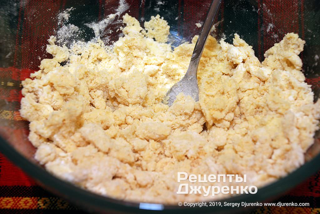 Кулінар розкрив секрет королівської ватрушки - простого і швидкого пирога з сиром