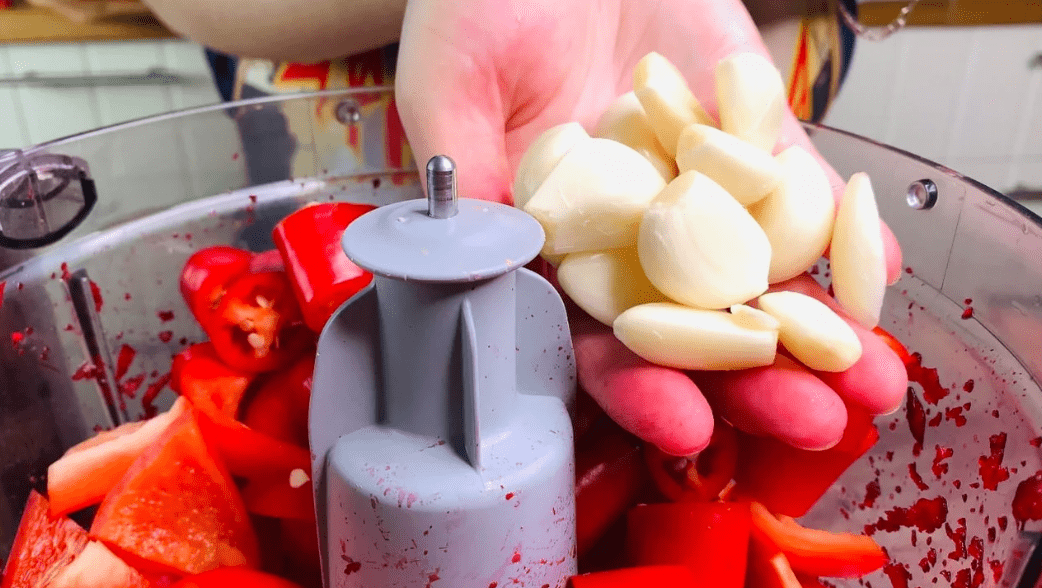 Бурякова аджика на зиму: справжній український рецепт