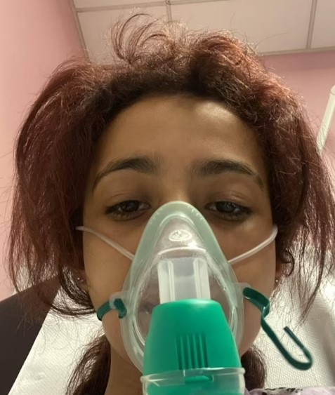 12-летняя девочка курила вейп три года, а теперь борется за свою жизнь в коме
