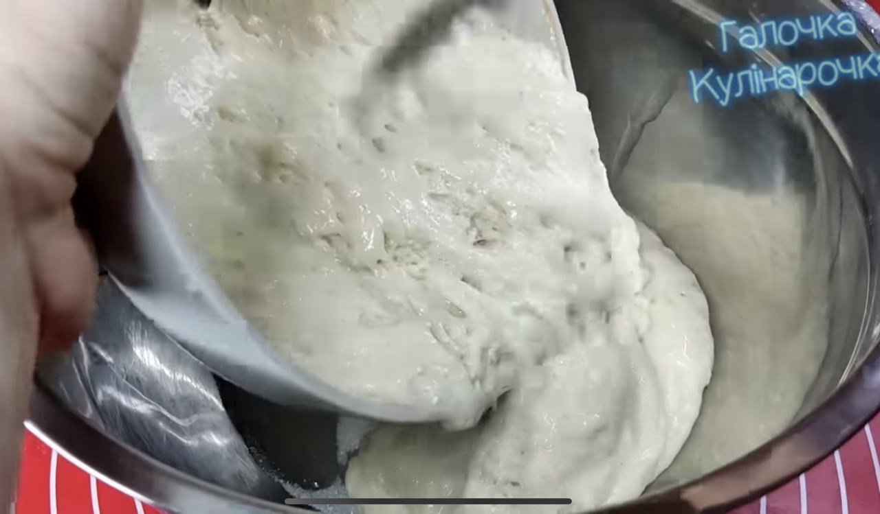 Вкусные пончики с вишнями на Рождество: простой пошаговый рецепт