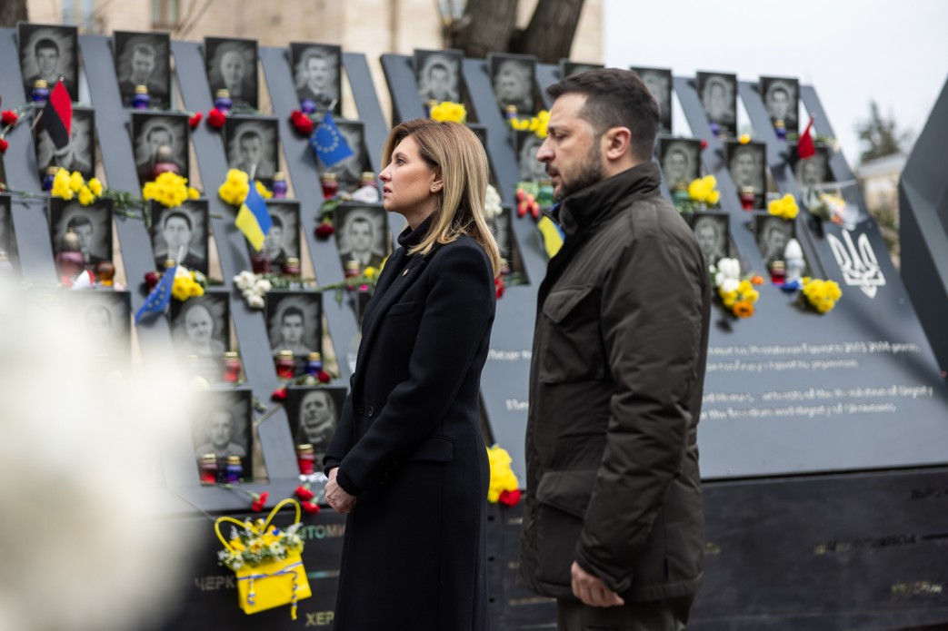 У яких образах подружжя Зеленських вшанувало пам’ять героїв Небесної Сотні (фото, відео)
