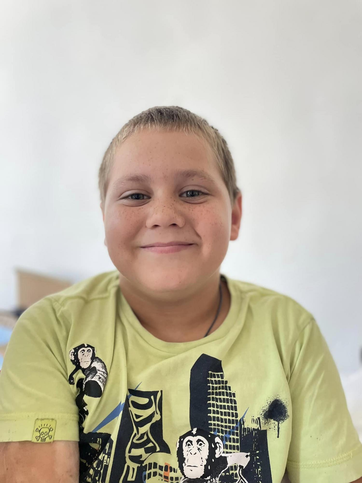 Врачи дали вторую жизнь 10-летнему Кириллу, который пострадал, прячась от оккупантов