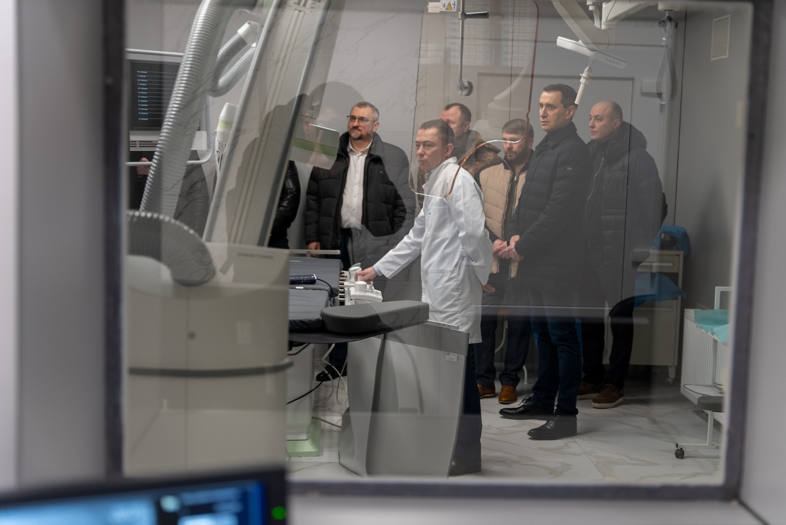 В больнице под Киевом установили новое оборудование, которое будет спасать жизни (фото)