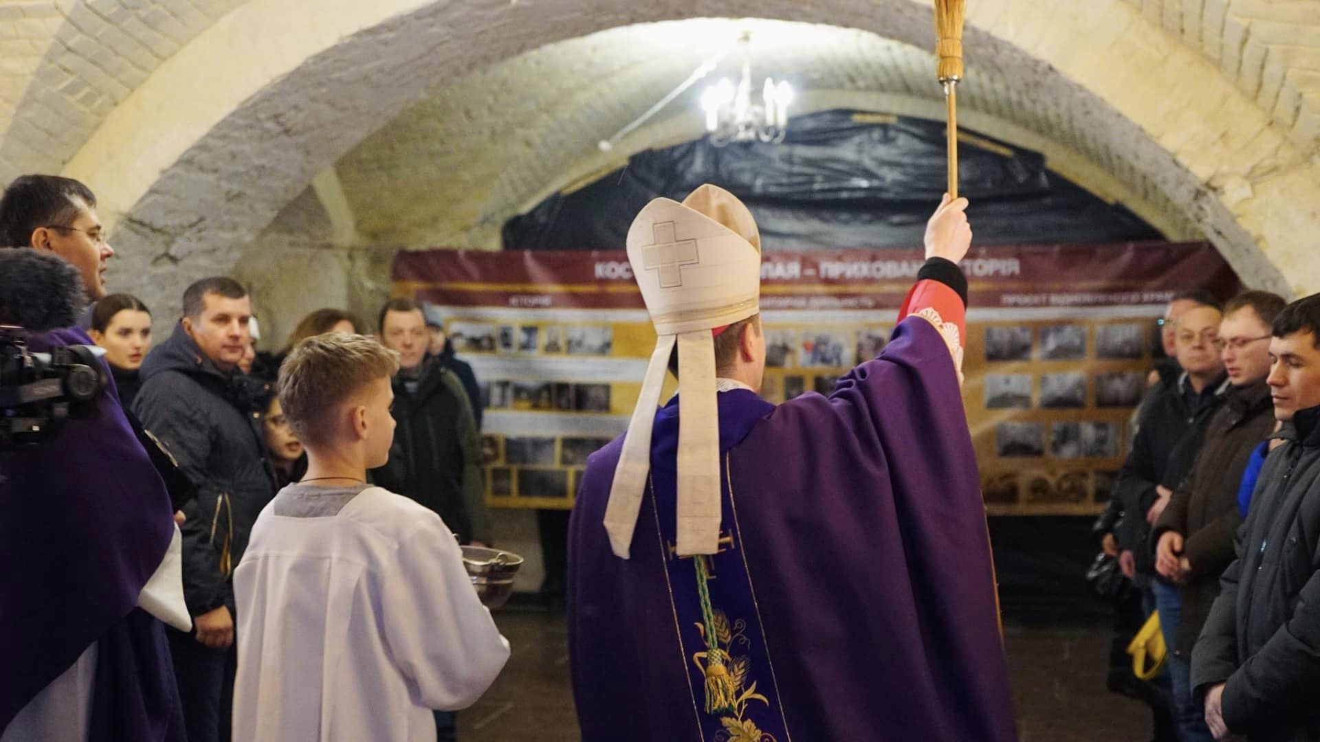 В костеле Святого Николая в Киеве открыли особый пункт обогрева (фото)