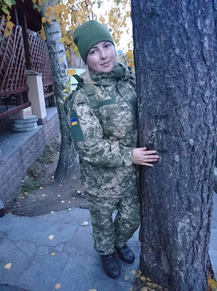 Через російський авіаудар по Чернігівській області загинула молода захисниця Катерина Ющенко
