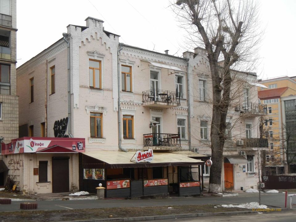 В Киеве сносят здание ХІХ века со статусом памятника архитектуры: что известно