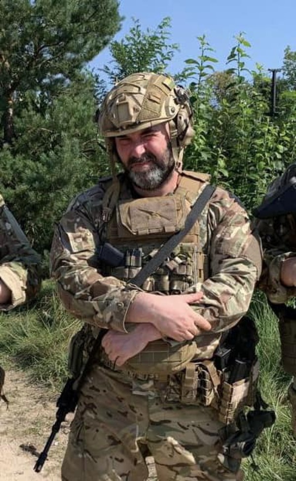 "Почему нельзя изменить это все?" Жена погибшего военного ВСУ растрогала сеть постом