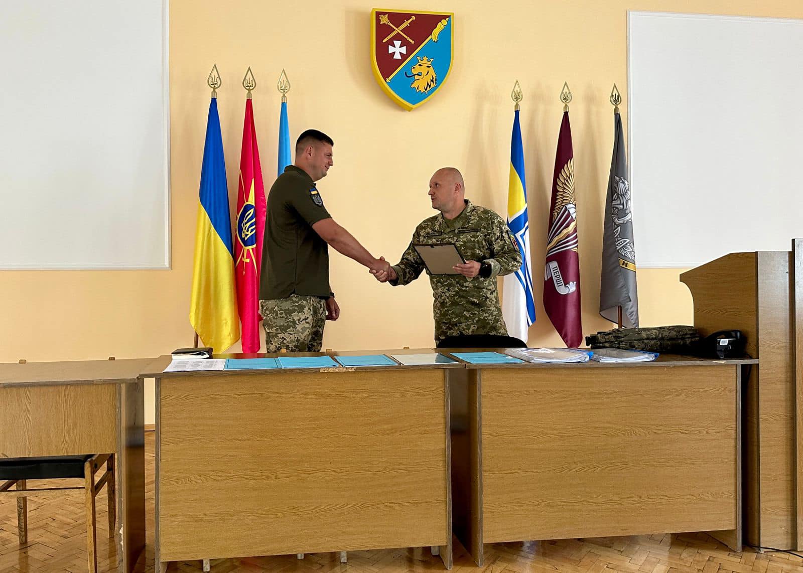 Он - Герой Украины. Главного военкома Львовщины уволили через месяц после назначения, - СМИ
