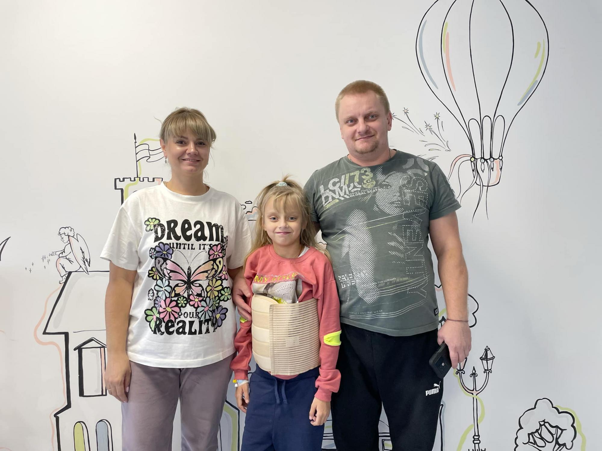 Військовий віддав свою нирку доньці: у Львові виконали родинну пересадку (фото)