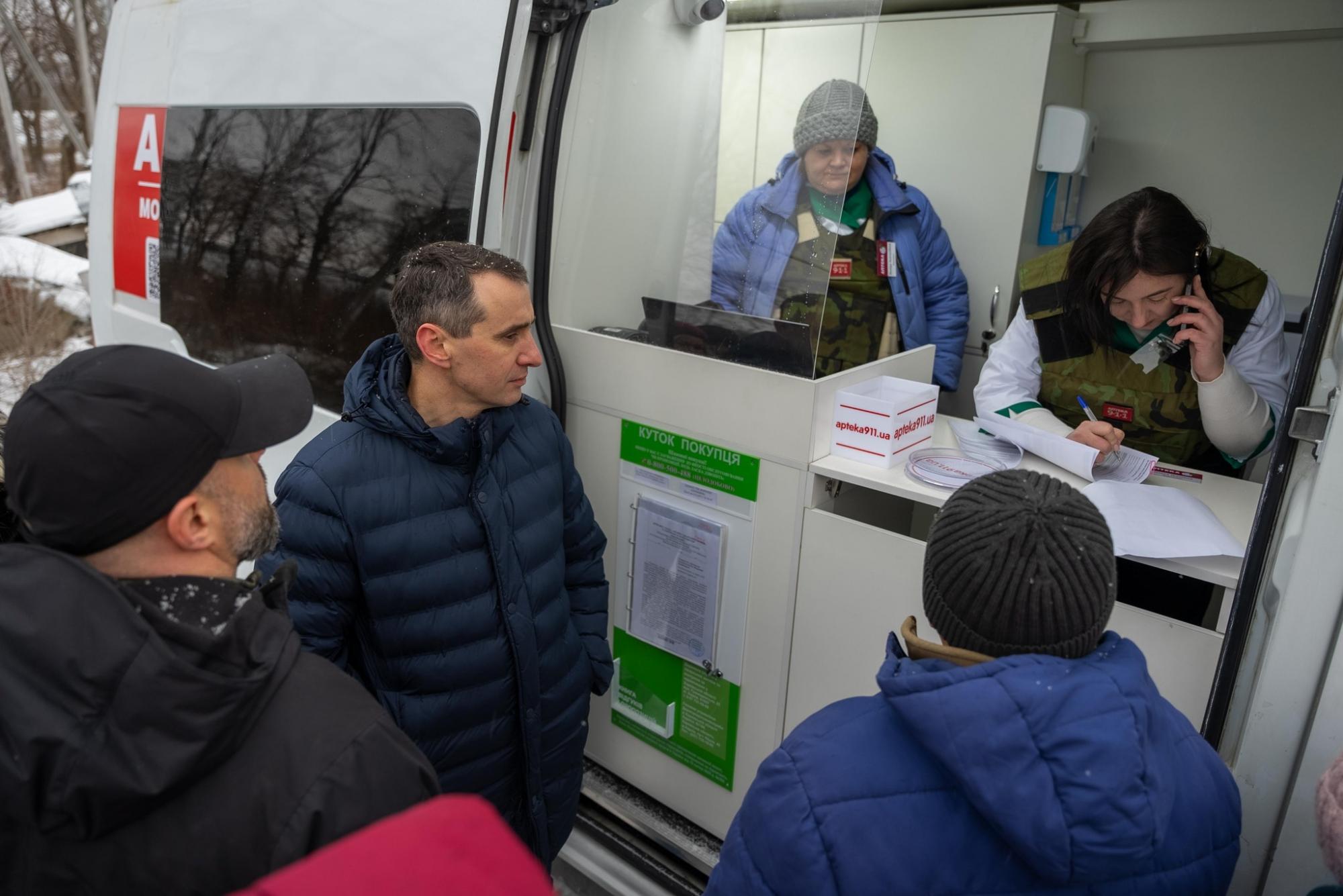 В Україні з'явилися перші мобільні аптеки: що це таке та де їх шукати