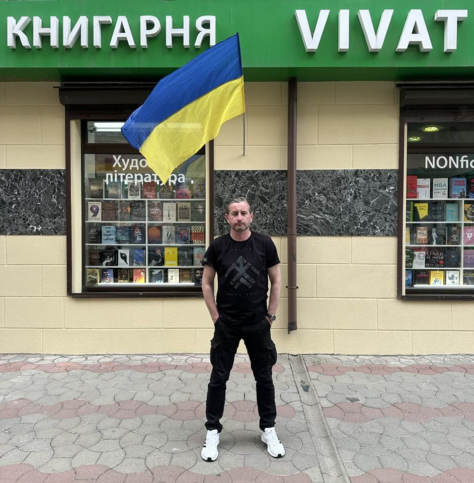 "Служу українському народу". Сергій Жадан вступив до лав ЗСУ