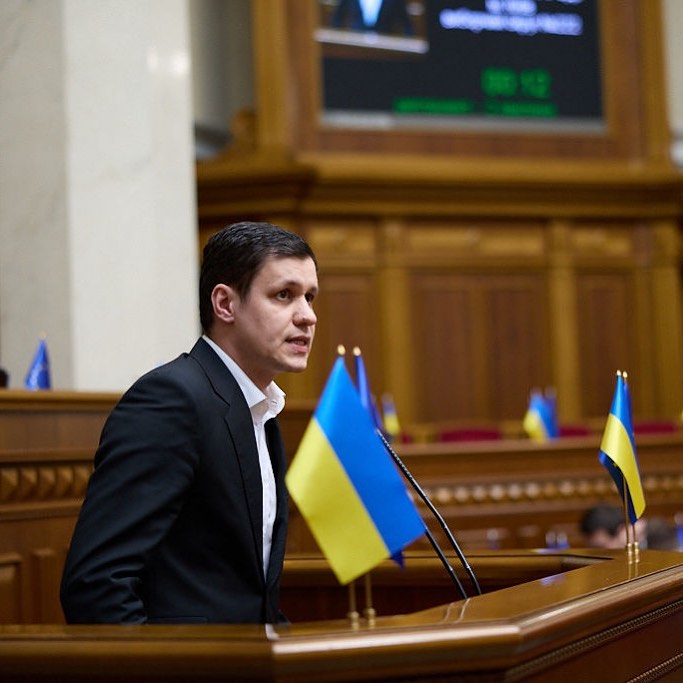 Скільки насправді заробляють депутати в Україні? Нардеп Грищук розкрив цифри