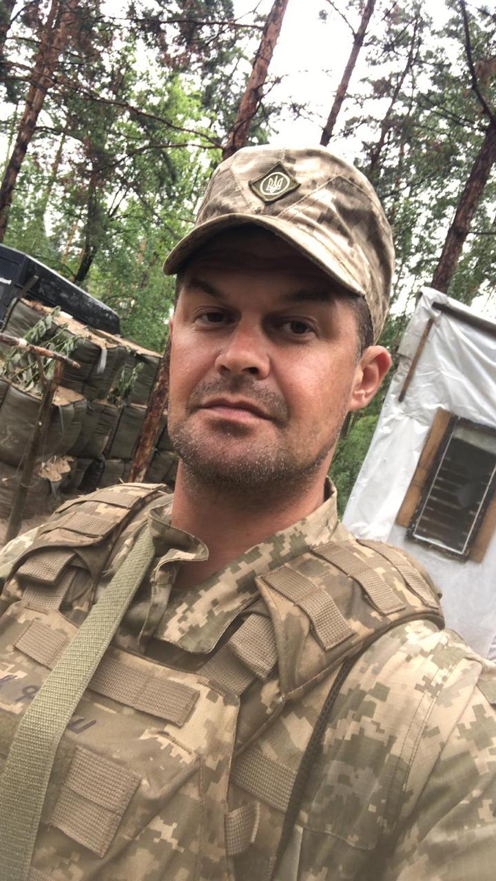 Звезда "МастерШеф" раскрыл подробности службы в ВСУ и рассказал, чем кормит воинов на передовой